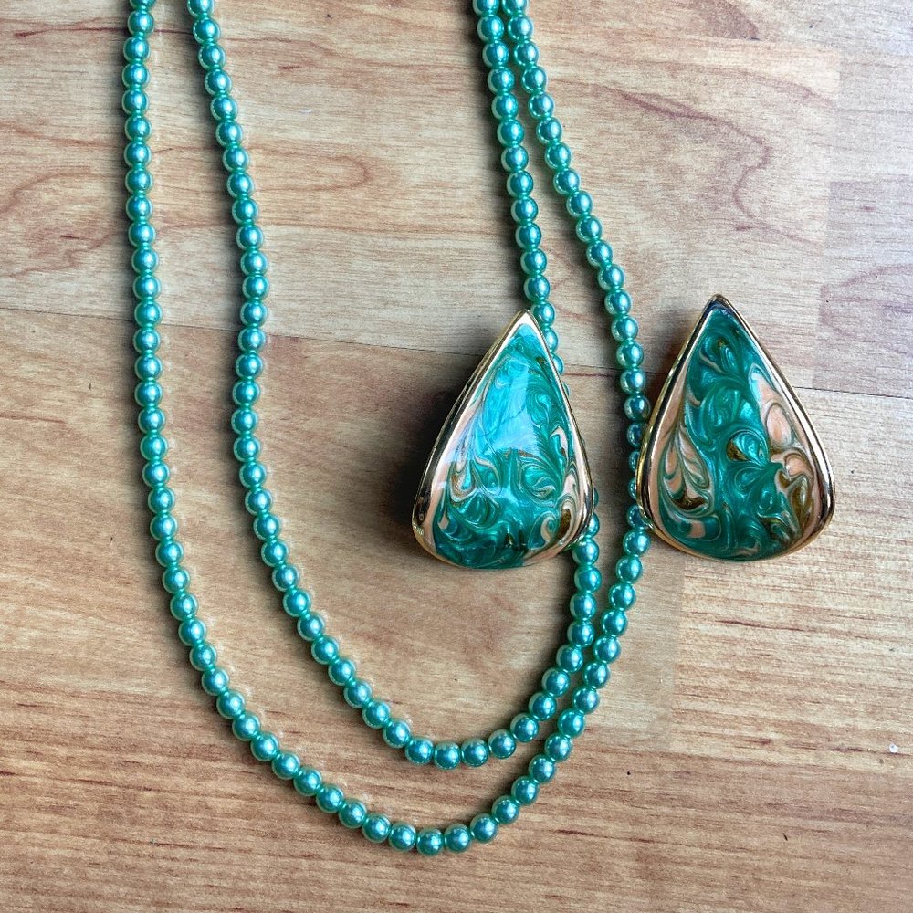Green Necklace + Vintage Earrings Set